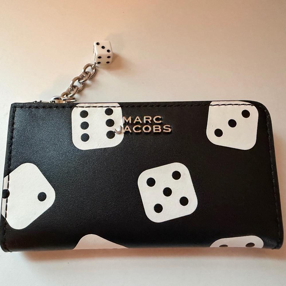 Marc Jacobs dice wallet
